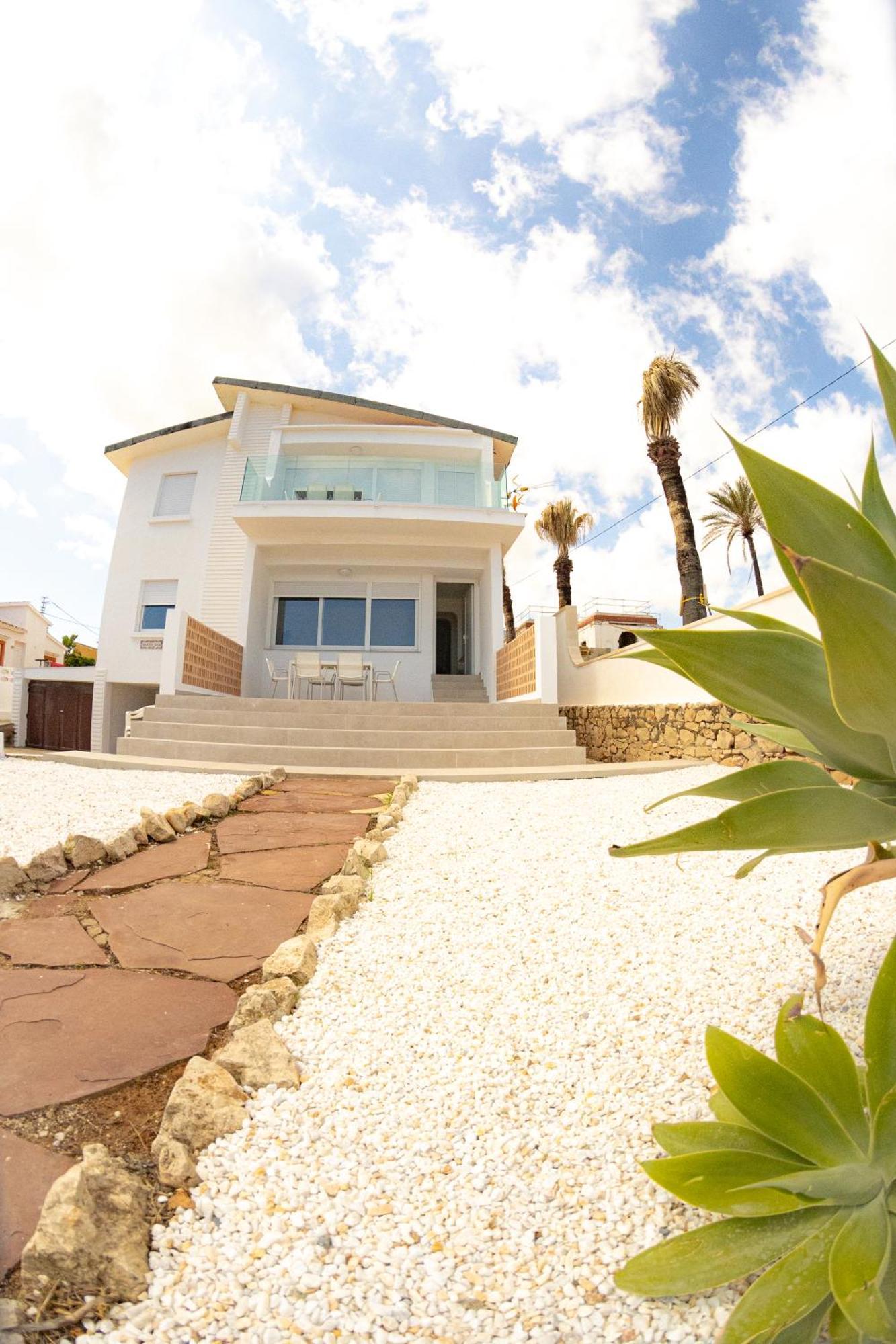 Vistas Y Terraza Panoramica Frente Al Mar En Denia, Las Rotas Exteriör bild